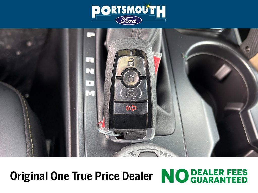 New 2025 Ford Bronco Badlands image 12