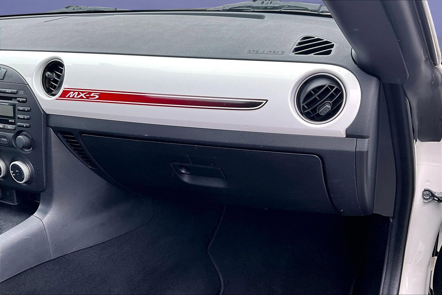 Used 2014 MAZDA MX-5 Miata Club RWD image 21