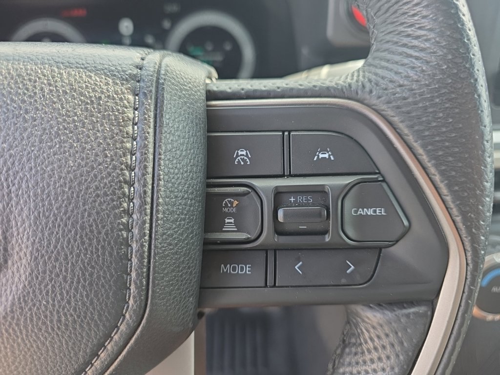 Used 2024 Toyota Tacoma TRD Off-Road AWD/4WD image 20