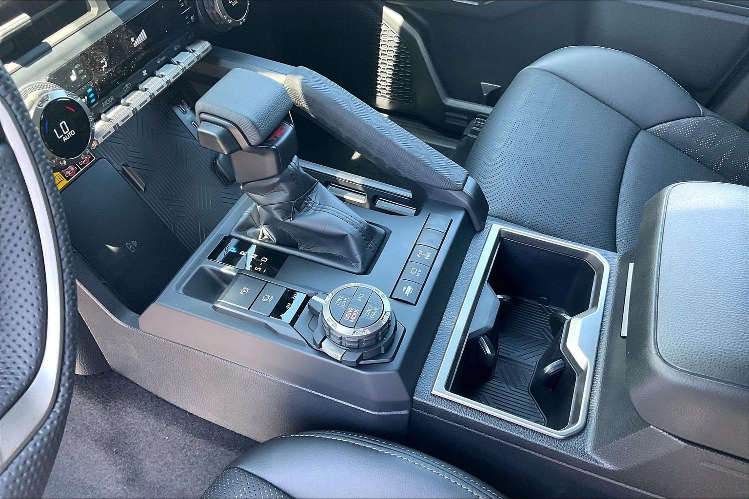 New 2026 Toyota Tacoma TRD Off-Road AWD/4WD image 10