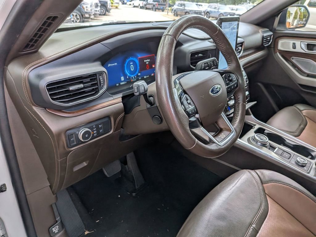 Used 2021 Ford Explorer King Ranch w/ Premium Technology Package AWD/4WD image 35