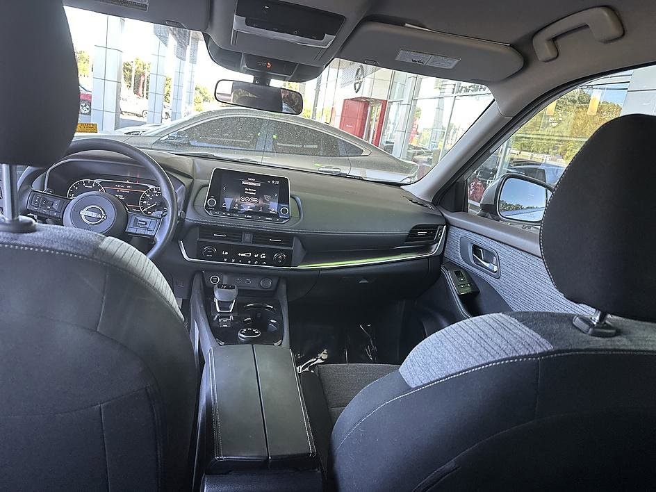 Certified 2023 Nissan Rogue SV image 14