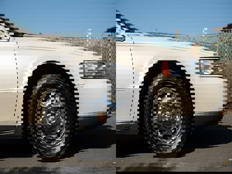 Used 1999 Cadillac Seville SLS w/ Personalization Pkg image 10