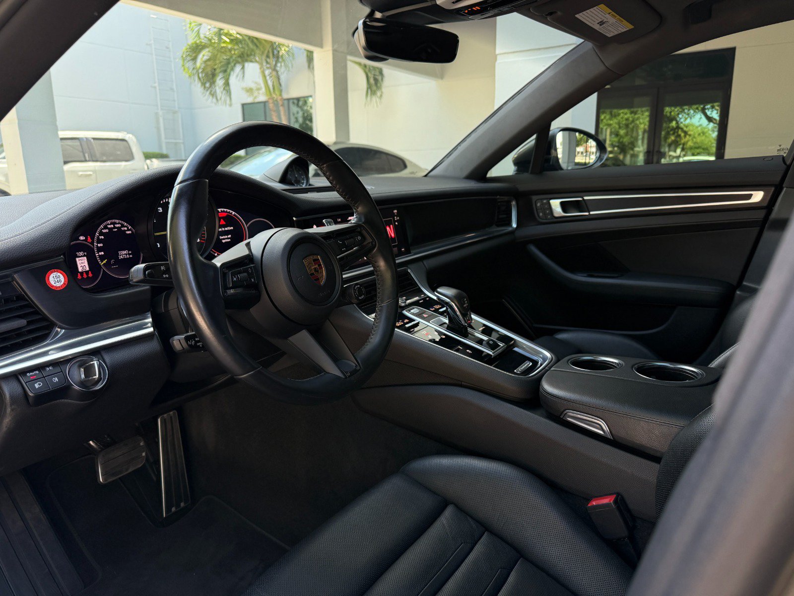 Used 2022 Porsche Panamera 4 Platinum Edition AWD/4WD image 49