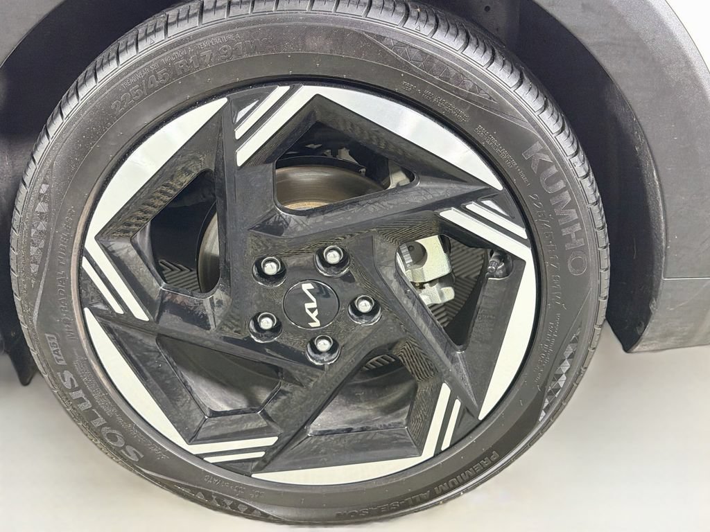 Used 2025 Kia K4 EX FWD image 34