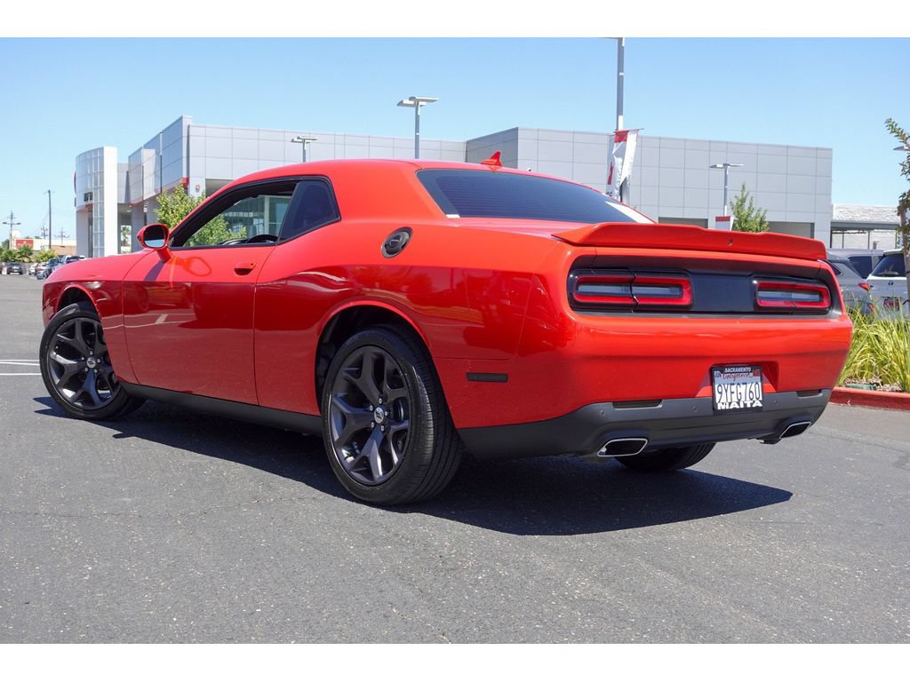 Used 2017 Dodge Challenger SXT Plus RWD image 8