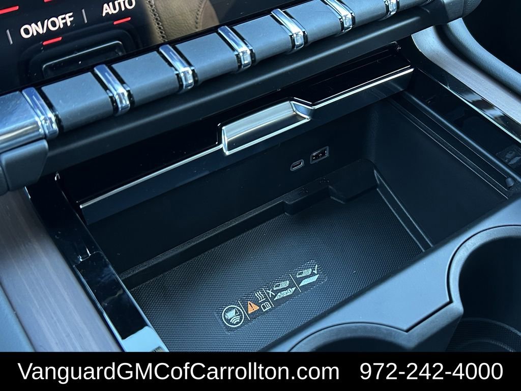 New 2026 GMC Yukon Denali w/ Denali Reserve Package AWD/4WD image 18