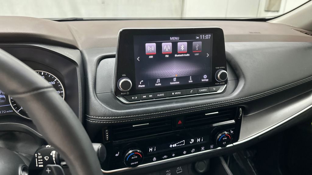 Certified 2022 Nissan Rogue SV w/ SV Premium Package image 13