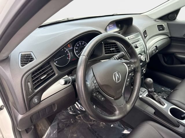 Used 2017 Acura ILX FWD image 15