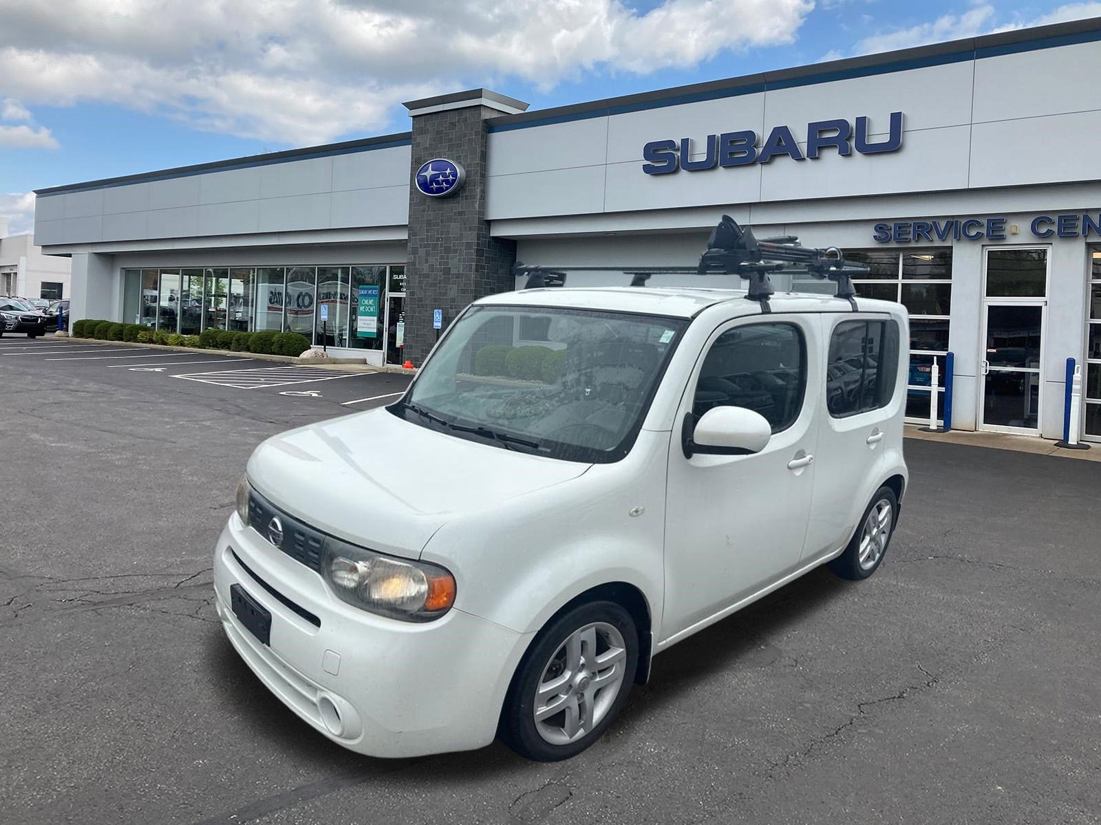 Used 2014 Nissan Cube 1.8 SL w/ Interior Designer Package FWD image 3