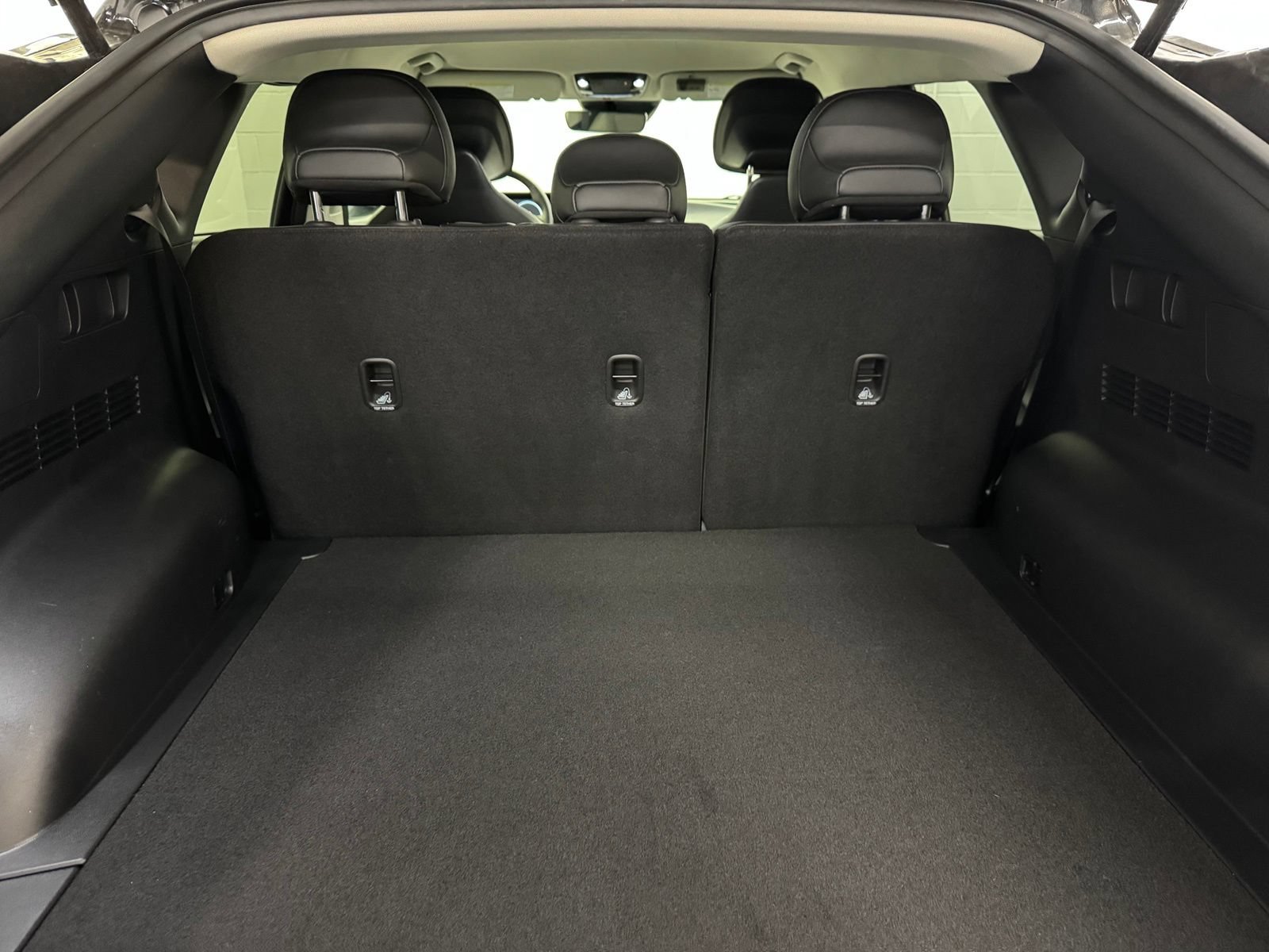Used 2024 Kia EV6 Light AWD/4WD image 34