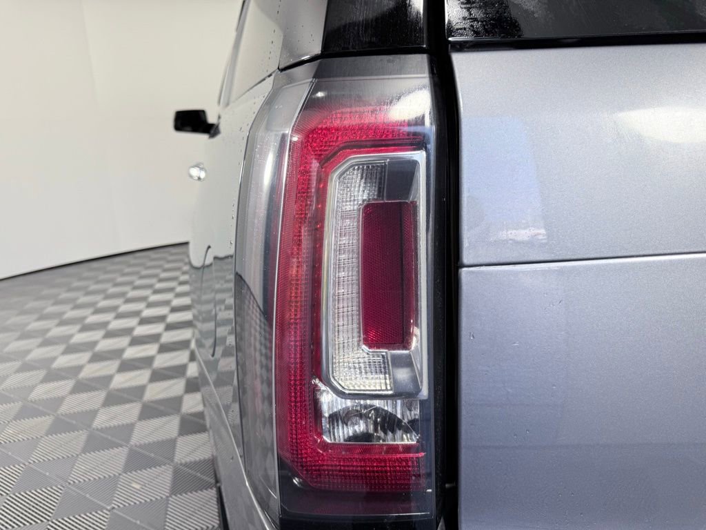 Used 2018 GMC Yukon Denali w/ Open Road Package image 31