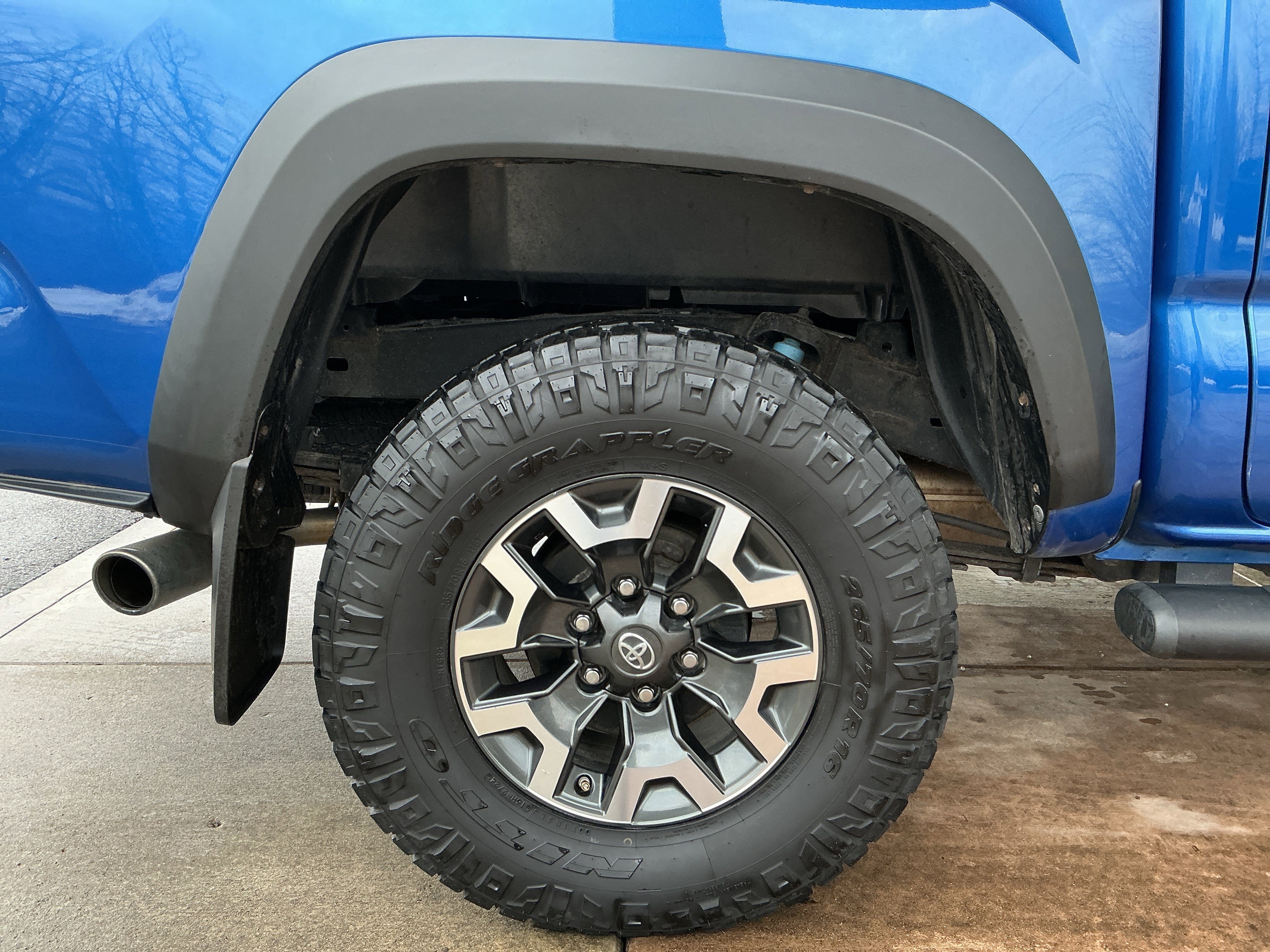 Used 2018 Toyota Tacoma TRD Off-Road image 29