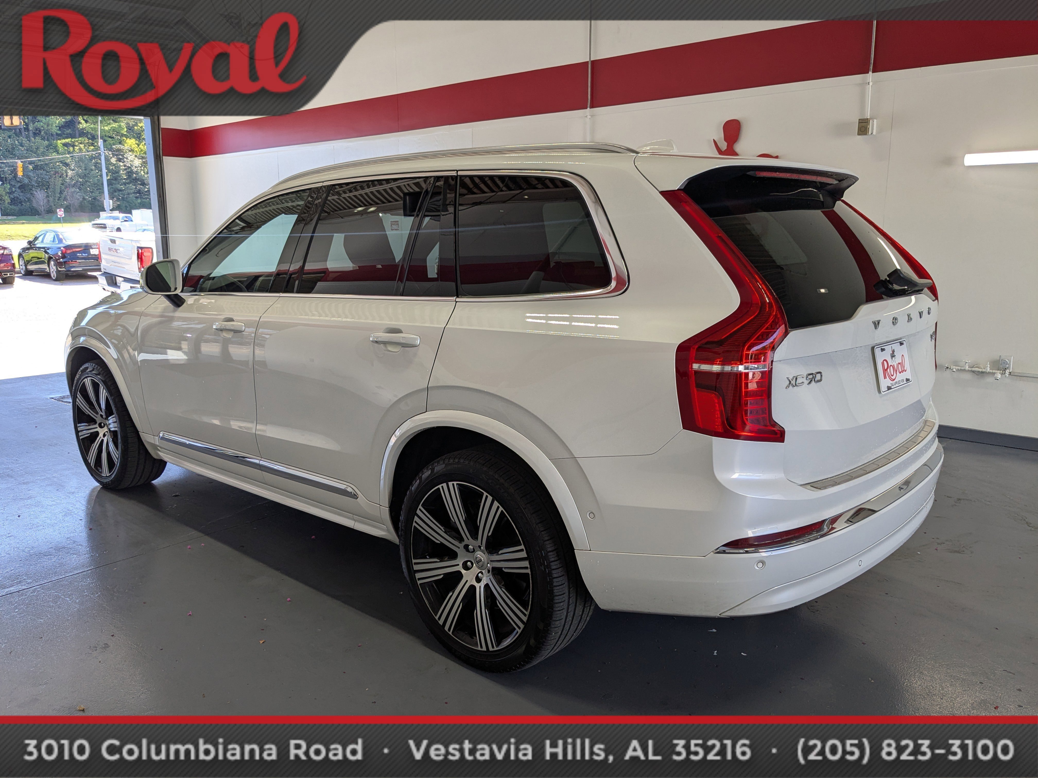 Used 2023 Volvo XC90 B6 Ultimate image 2