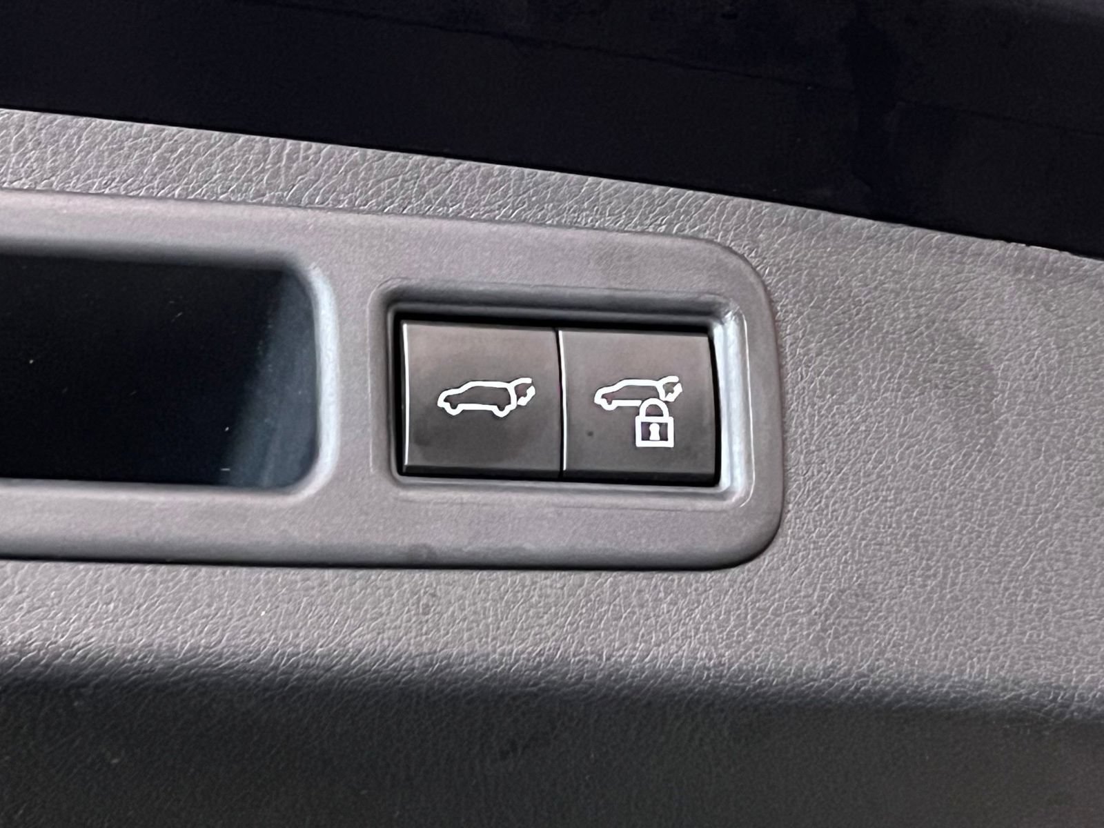 Used 2024 Lexus RX 350 Premium w/ Accessory Package (Z1) FWD image 11