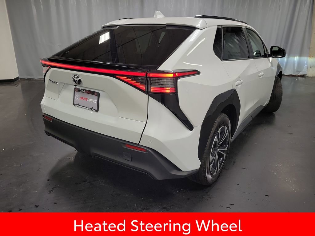 Used 2023 Toyota bZ4X XLE w/ Weather Package image 8