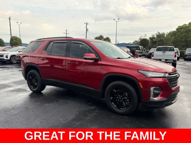 Used 2023 Chevrolet Traverse LT