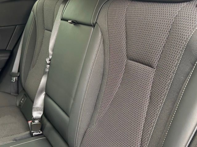 Used 2023 Buick Envision Preferred image 37