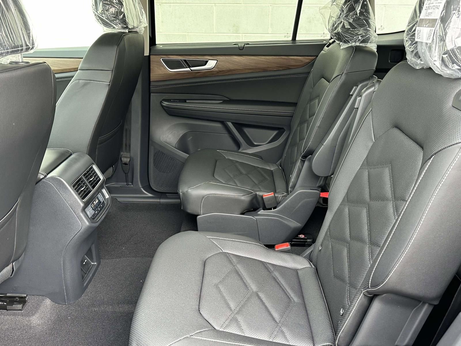 New 2026 Volkswagen Atlas SE image 13