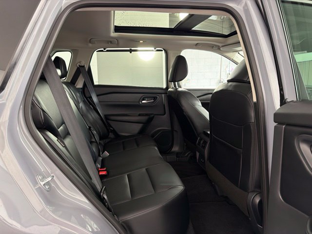 Used 2026 Nissan Rogue SV w/ SV Premium Package AWD/4WD image 25