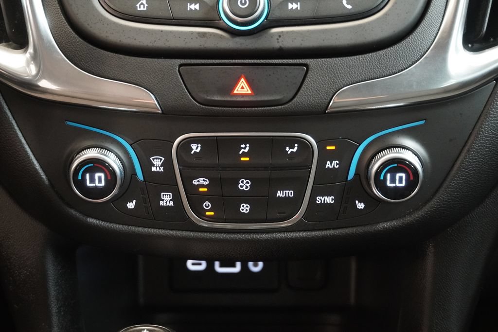 Used 2020 Chevrolet Equinox LT w/ Driver Convenience Package FWD image 22