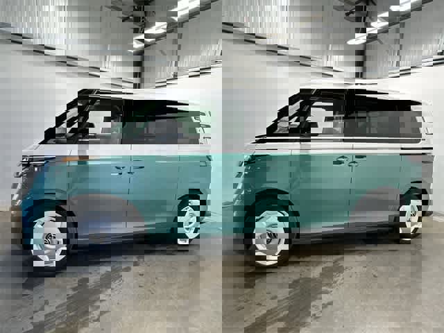 New 2025 Volkswagen ID. Buzz 1st Edition image 2