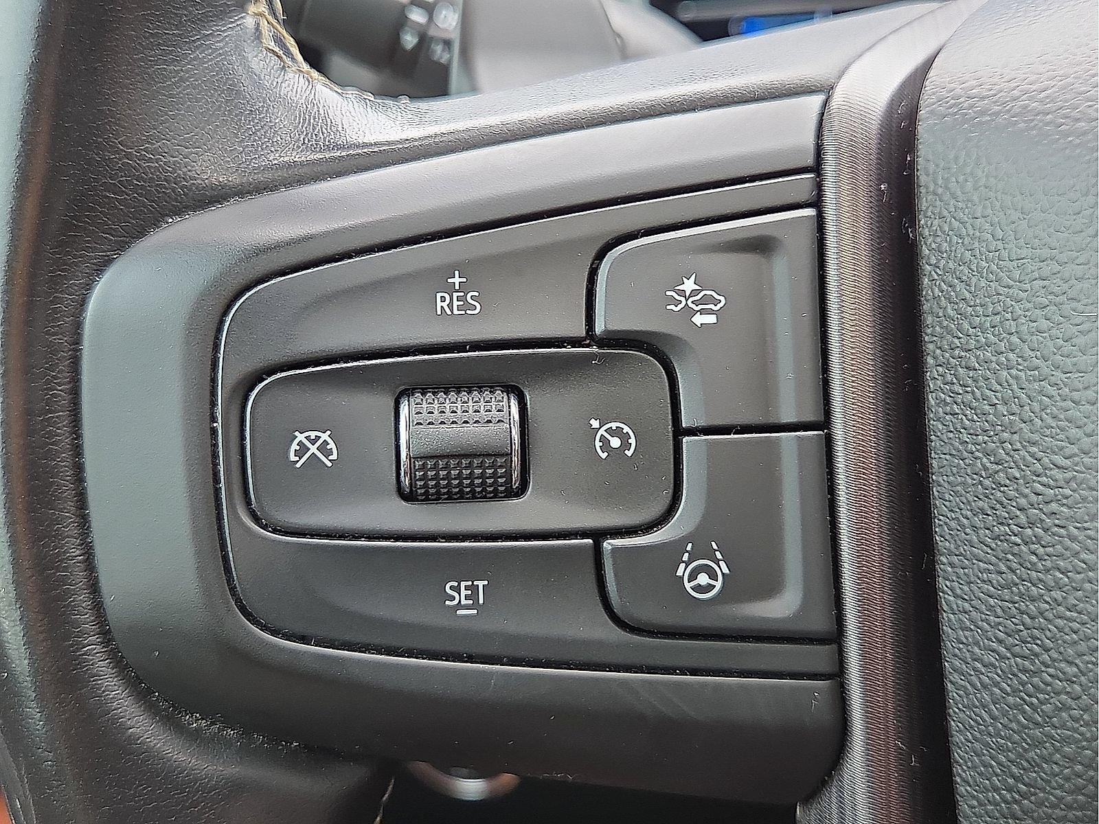 Used 2024 GMC Sierra 1500 Denali Ultimate AWD/4WD image 19