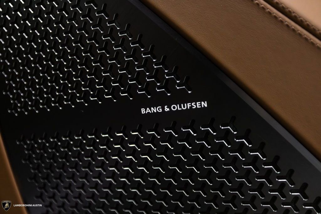 New 2025 Lamborghini Urus SE image 52