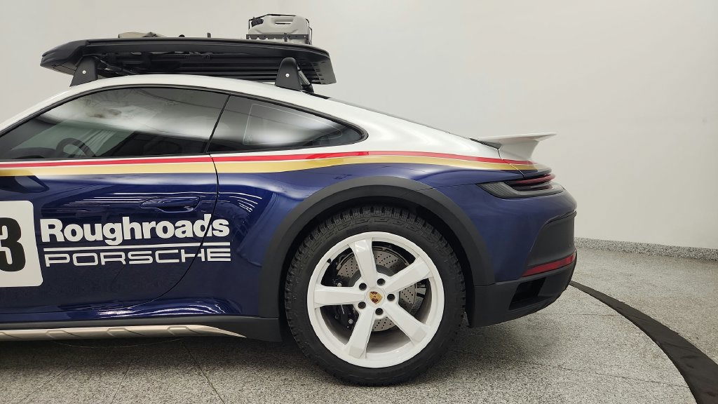 Used 2024 Porsche 911 Dakar AWD/4WD image 17
