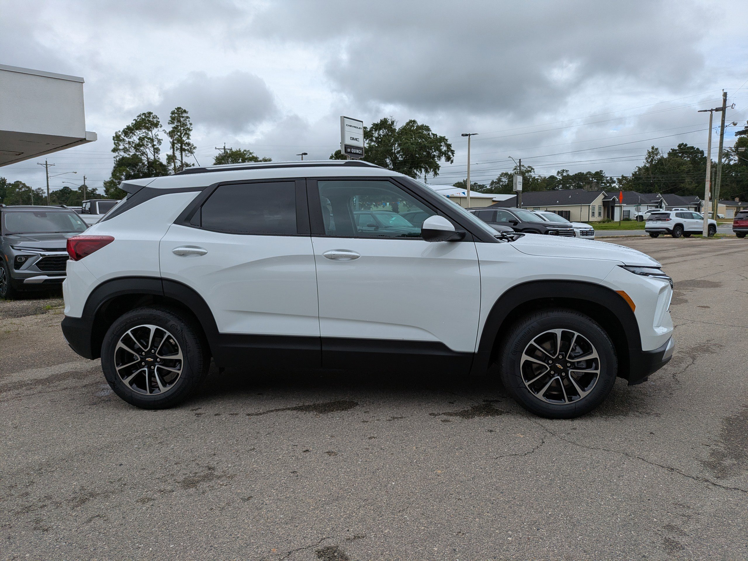 New 2026 Chevrolet TrailBlazer LT w/ Convenience Package image 3
