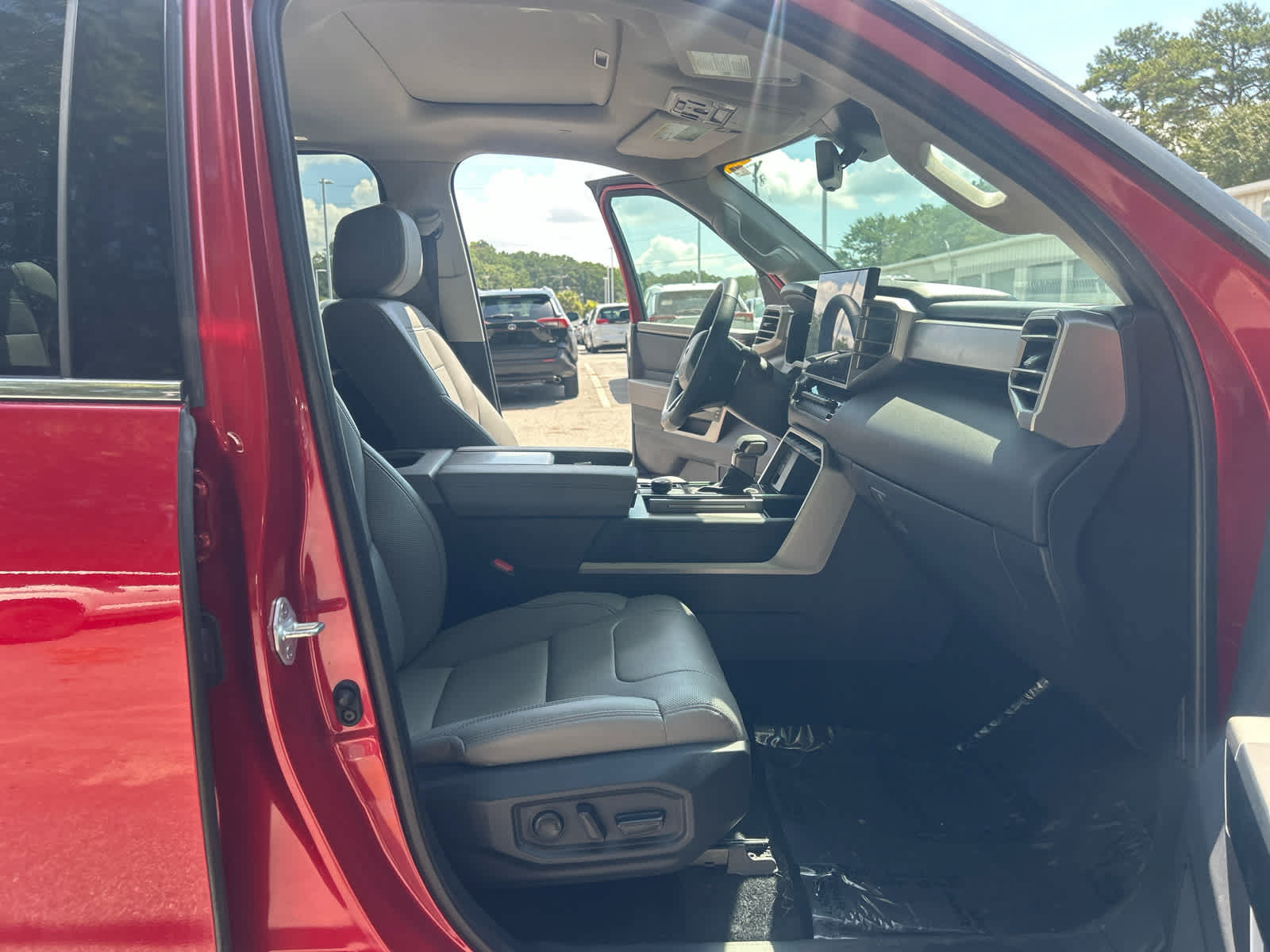Used 2023 Toyota Sequoia Limited AWD/4WD image 12
