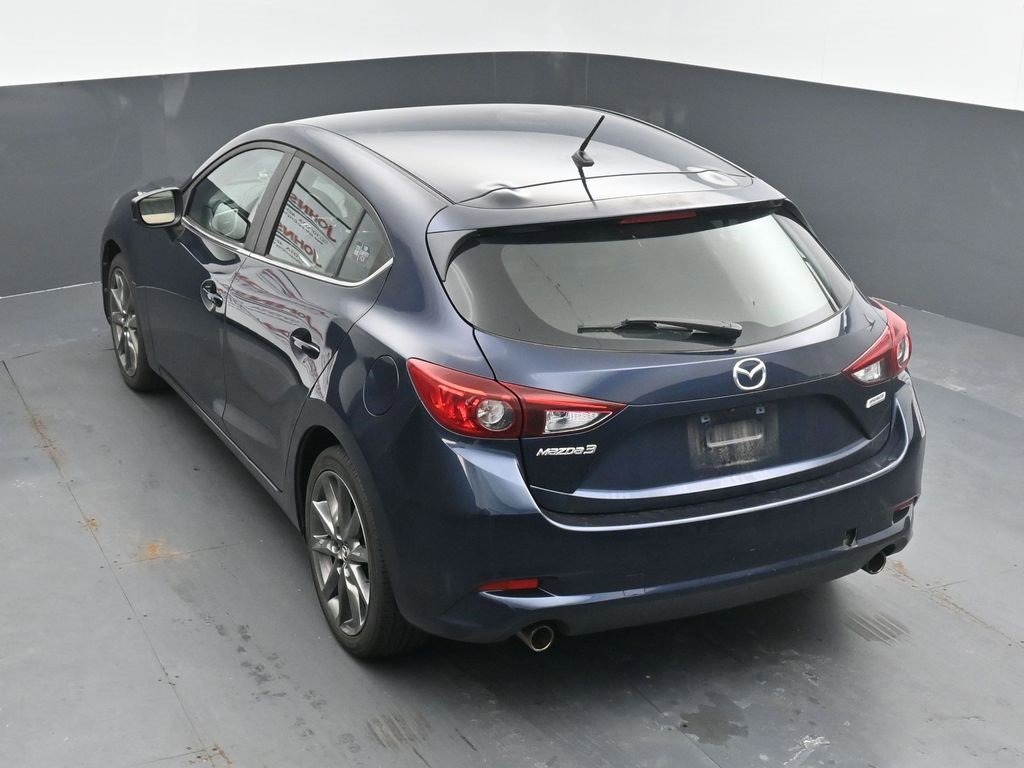 Used 2018 MAZDA MAZDA3 Touring image 14