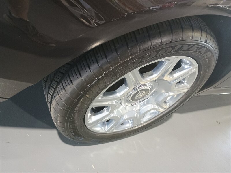 Used 2013 Rolls-Royce Ghost RWD image 64