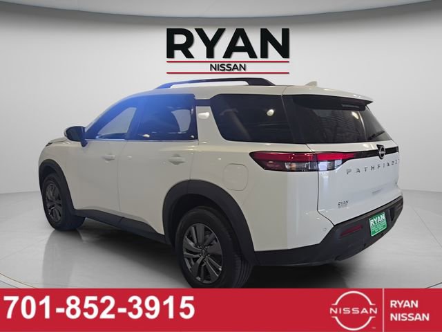 Certified 2025 Nissan Pathfinder SV AWD/4WD image 5