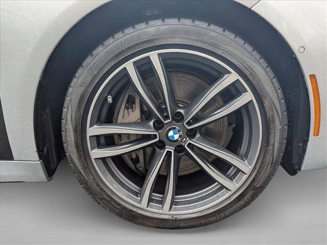 Used 2020 BMW 750i xDrive w/ Executive Package image 24