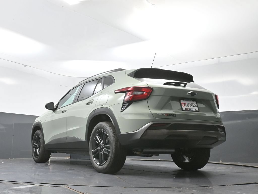 New 2026 Chevrolet Trax ACTIV FWD image 49