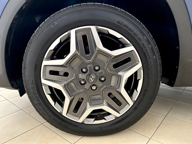 Used 2023 Hyundai Santa Fe Limited image 9