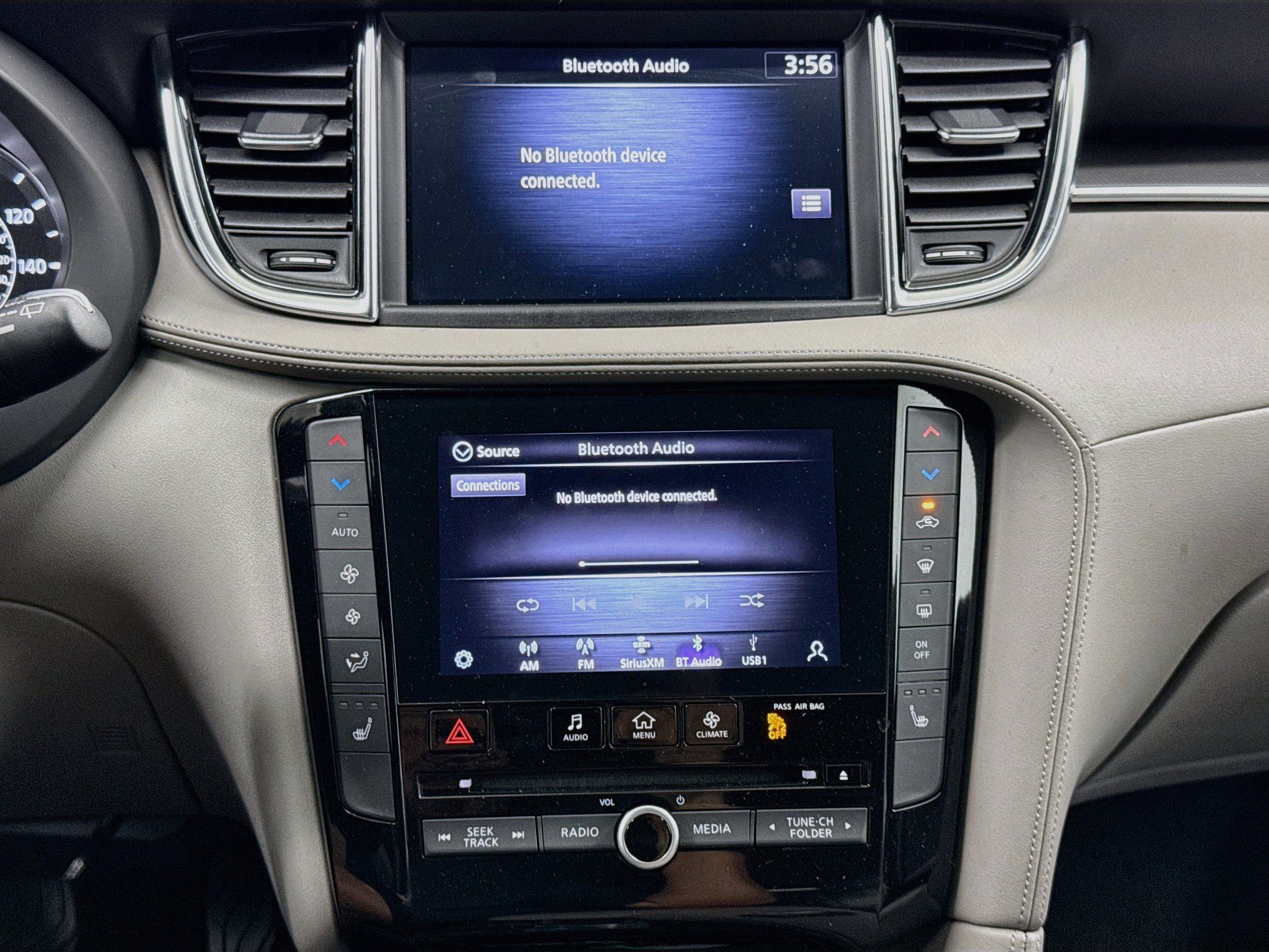 Used 2023 INFINITI QX50 Luxe FWD image 19