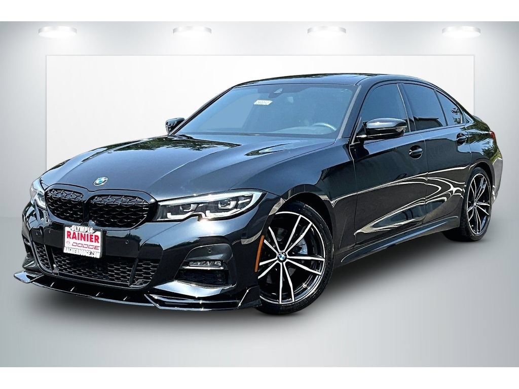 Used 2020 BMW 330i Sedan w/ M Sport Package RWD image 2