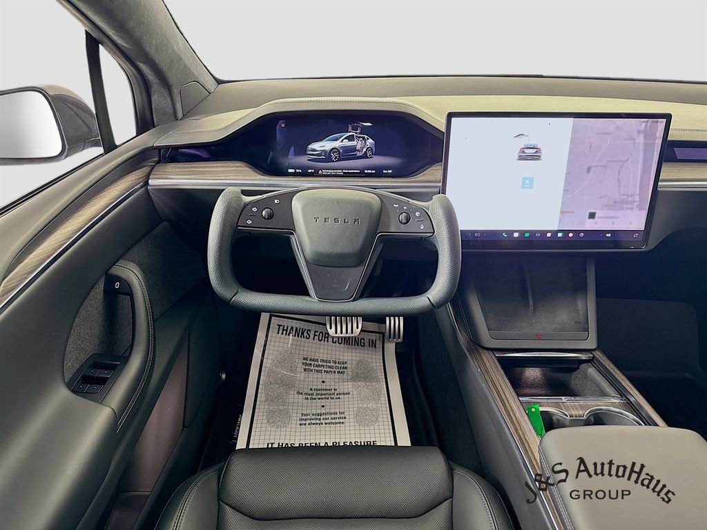 Used 2023 Tesla Model X image 29