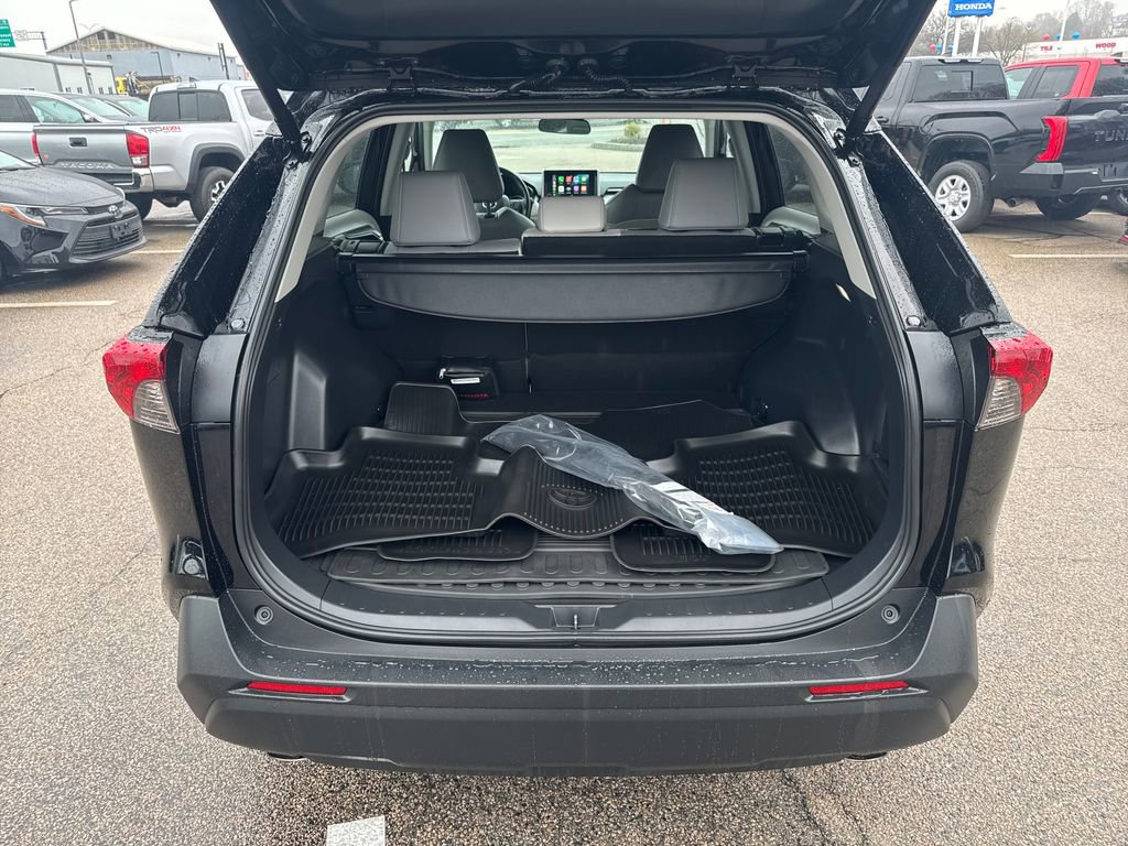 Used 2025 Toyota RAV4 XLE Premium w/ Weather Package image 7