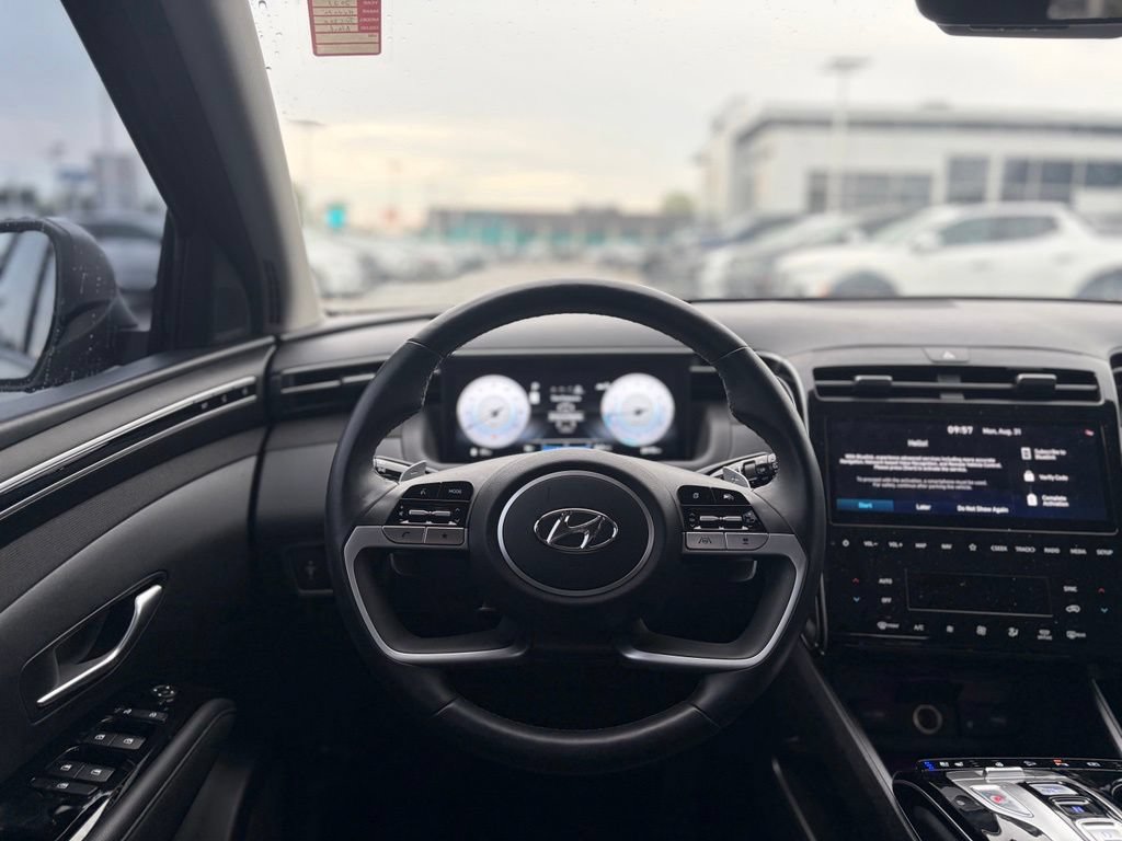 Used 2023 Hyundai Tucson Limited AWD/4WD image 23