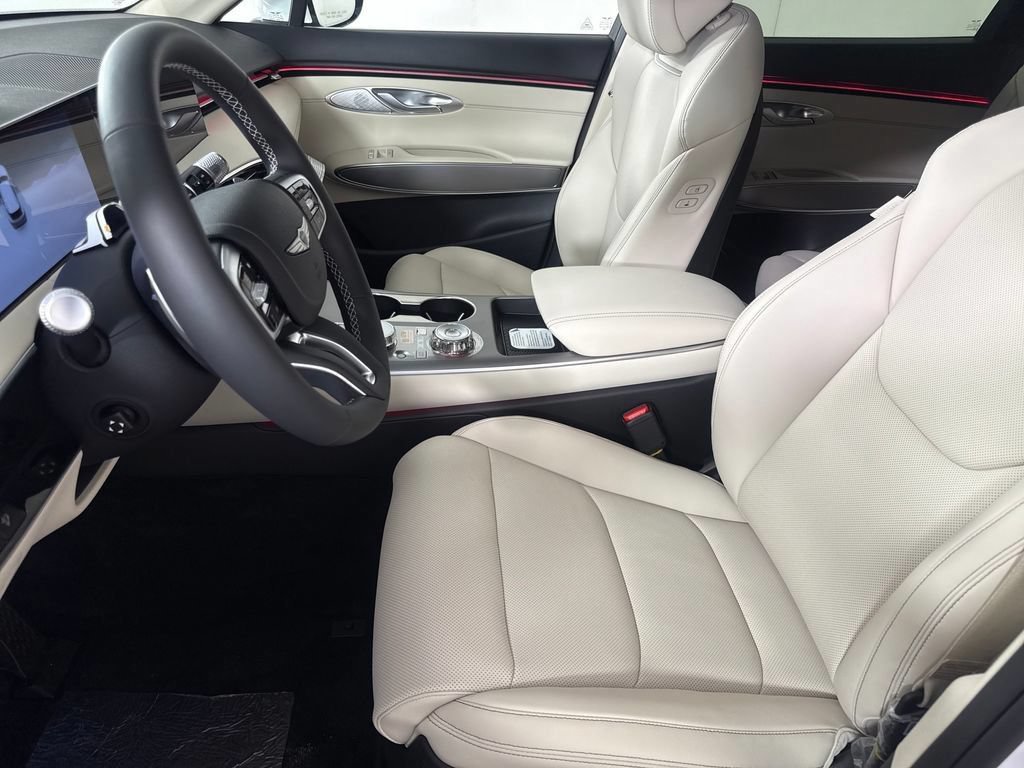 New 2027 Genesis GV70 2.5T Select AWD/4WD image 14