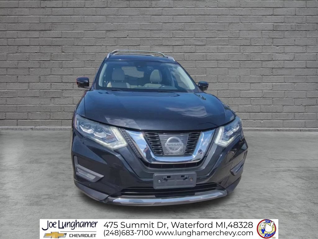 Used 2017 Nissan Rogue SL w/ SL Premium Package AWD/4WD image 3