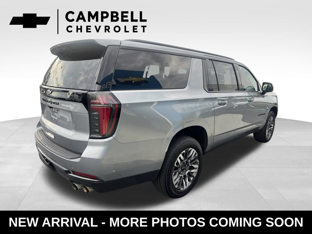 Used 2025 Chevrolet Suburban Z71 AWD/4WD image 5