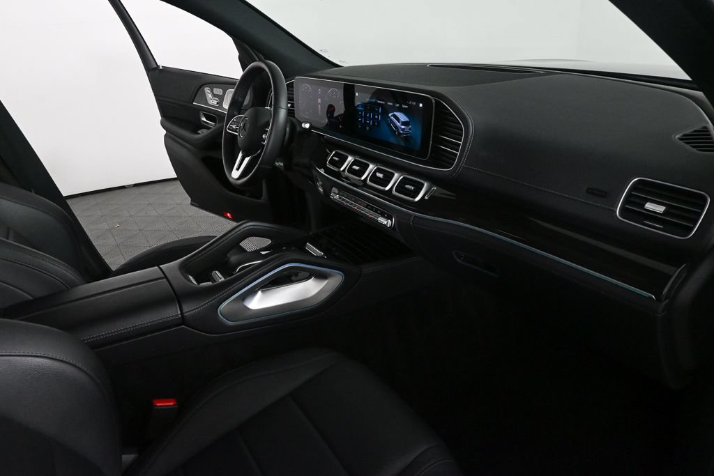 Certified 2022 Mercedes-Benz GLS 450 4MATIC image 23