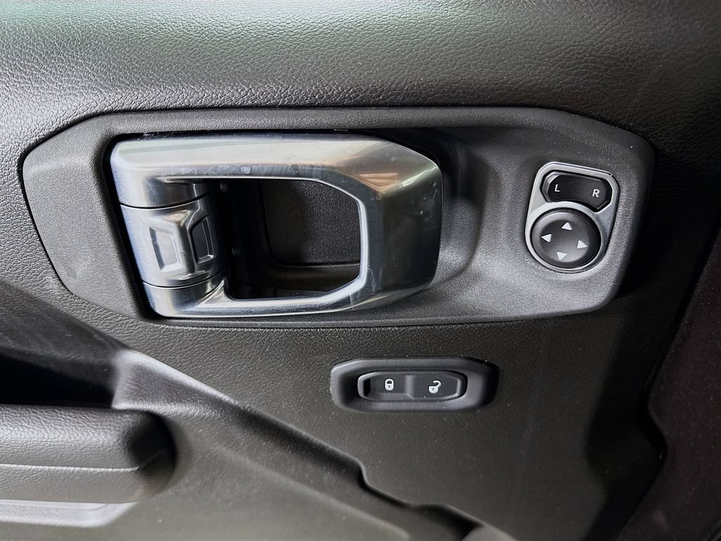 Used 2024 Jeep Wrangler Sport AWD/4WD image 21