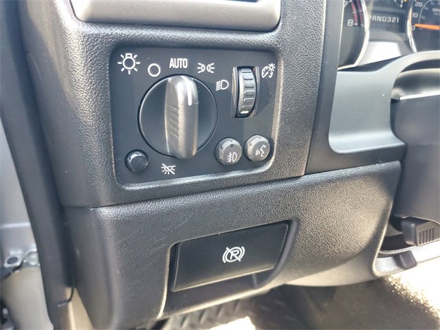 Used 2011 Chevrolet Colorado LT image 25