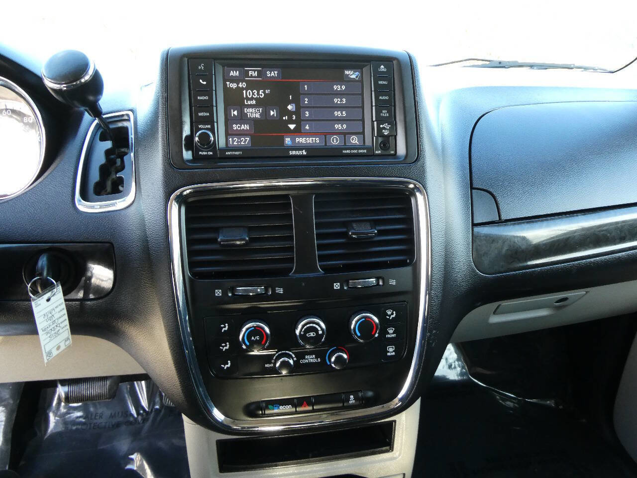 Used 2015 Dodge Grand Caravan SE w/ Quick Order Package 29E SE image 16