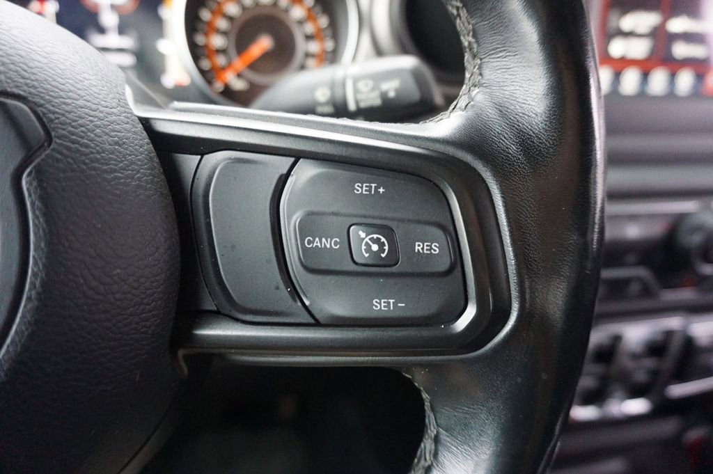 Used 2021 Jeep Gladiator Willys image 8